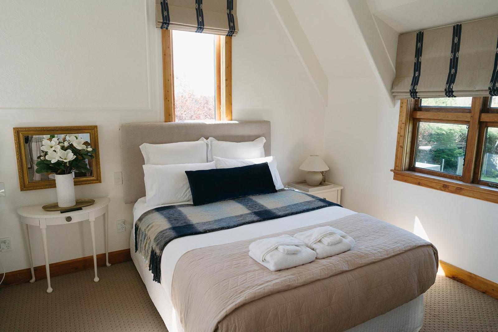 Kingsdown Manor B&B Тімару Екстер'єр фото